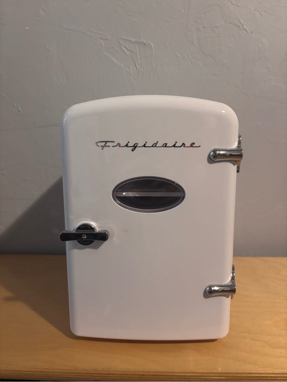 Frigidaire Retro White Mini Refrigerator - Compact Home Cooler